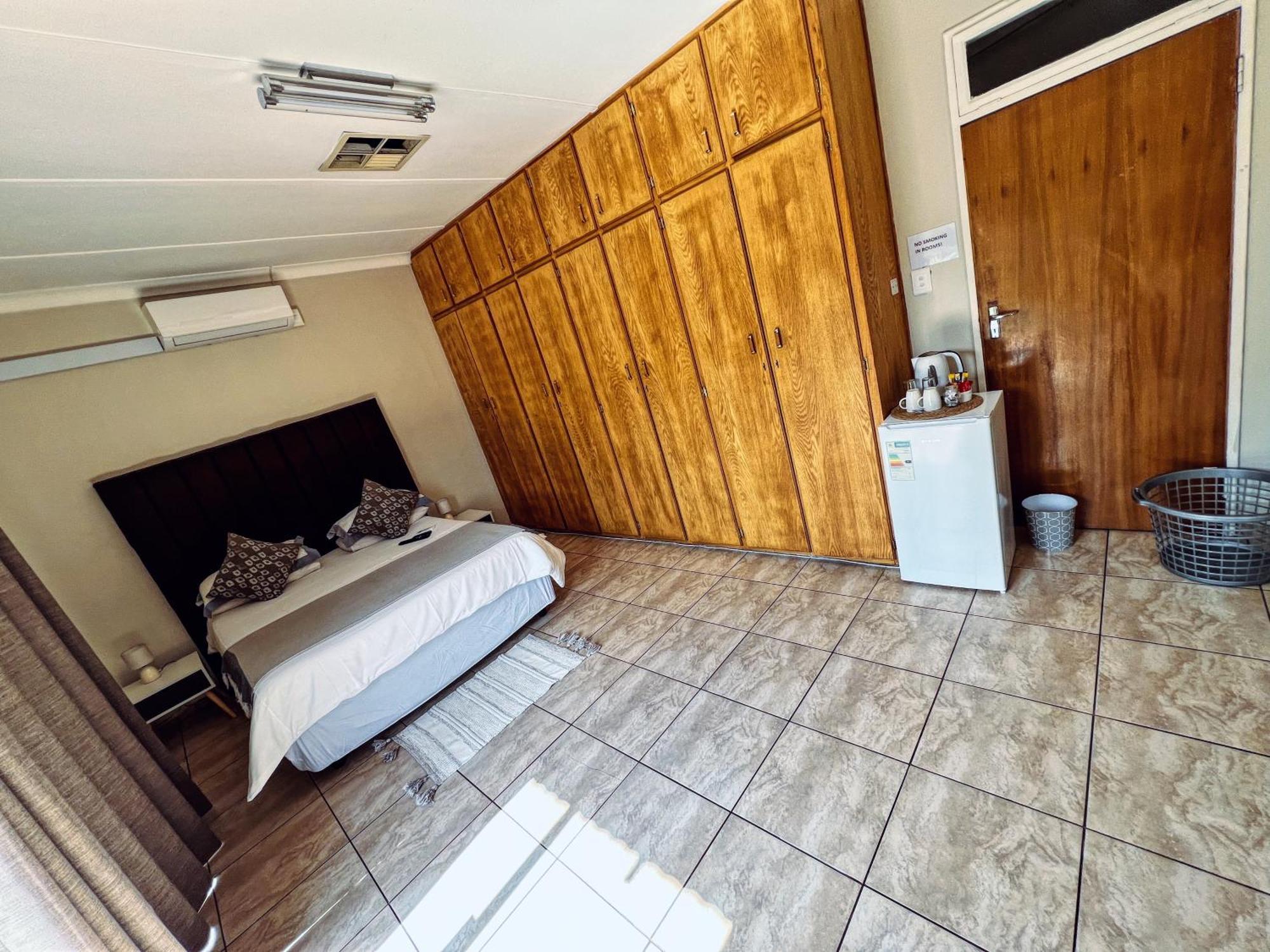Agros Guest House Kimberley Exterior photo